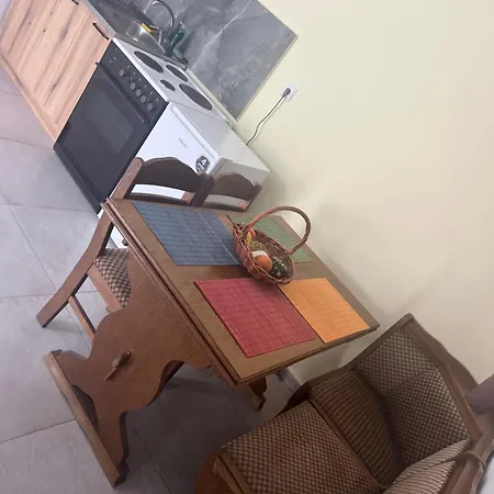 Vakantiehuis Next To The Waves *